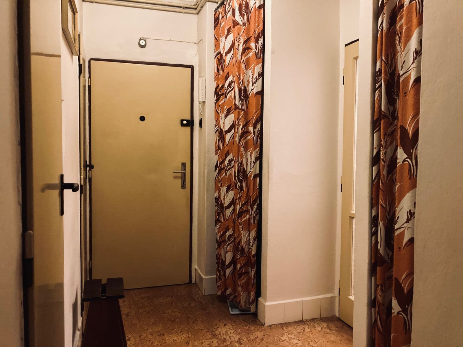 Pronájem bytu 2+1 57 m², Kolbenova, Praha, Praha Pronájem bytu 2+1 57 m², Kolbenova, Praha, Praha