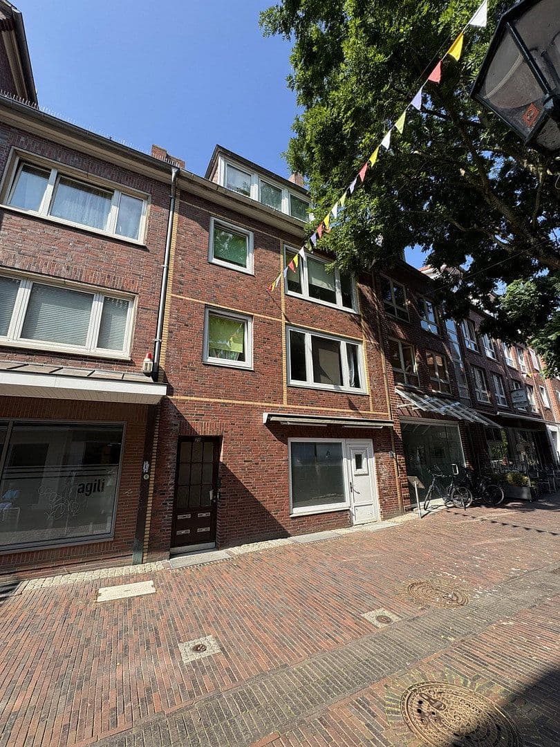 Prodej domu 182 m², pozemek 115 m², Brückstrasse 29, Emden, Dolní Sasko Prodej domu 182 m², pozemek 115 m², Brückstrasse 29, Emden, Dolní Sasko