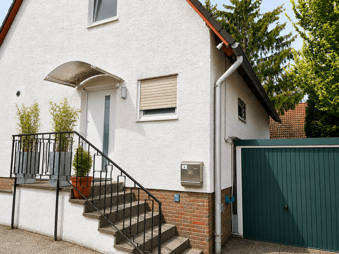 Prodej domu 155 m², pozemek 311 m², Berlin-Rudow, Berlín Prodej domu 155 m², pozemek 311 m², Berlin-Rudow, Berlín