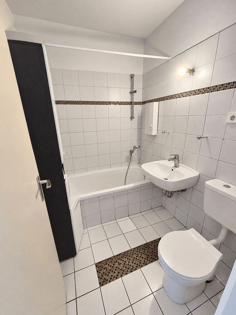 Prodej bytu 3+1 73 m², Hansjakobstr. 123a, München, Bavorsko Prodej bytu 3+1 73 m², Hansjakobstr. 123a, München, Bavorsko