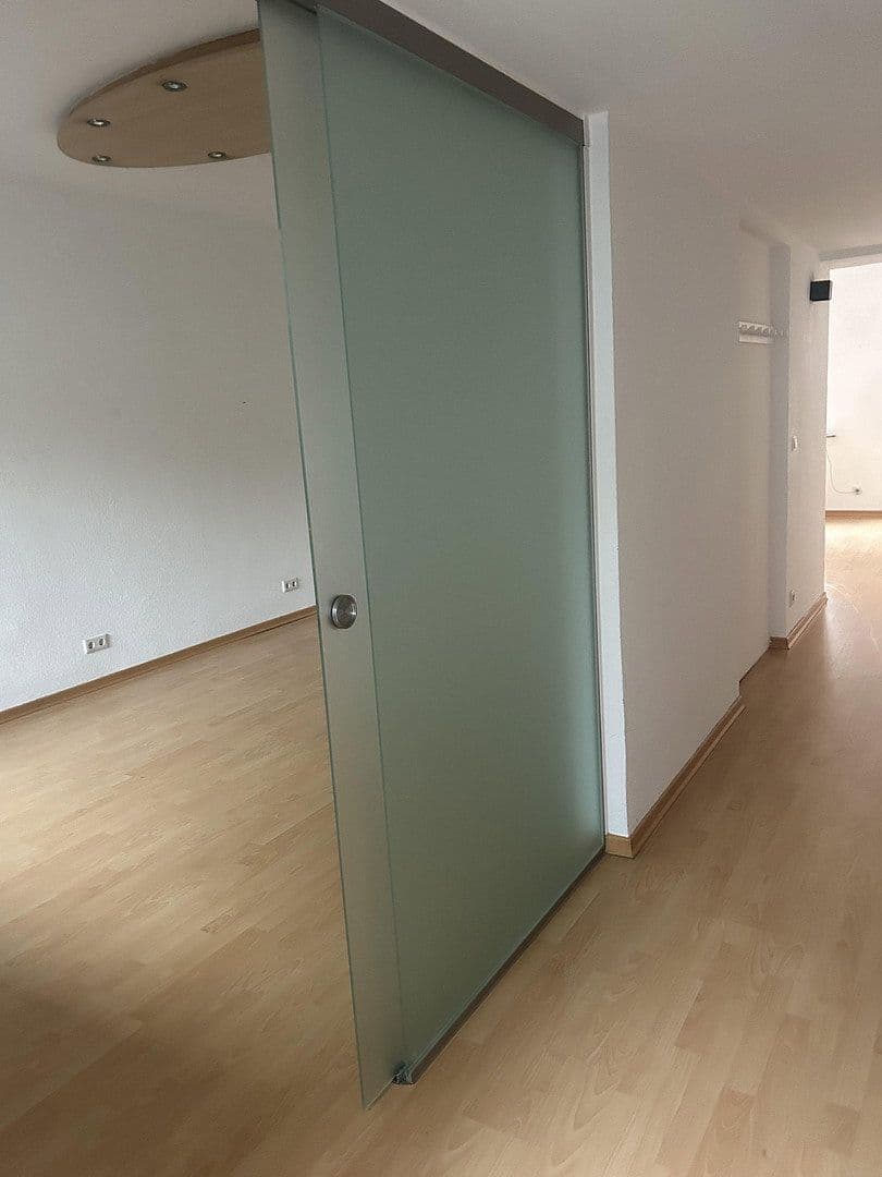 Pronájem kanceláře 50 m², Schillerstraße 61, Mönchengladbach, Severní Porýní-Vestfálsko Pronájem kanceláře 50 m², Schillerstraße 61, Mönchengladbach, Severní Porýní-Vestfálsko