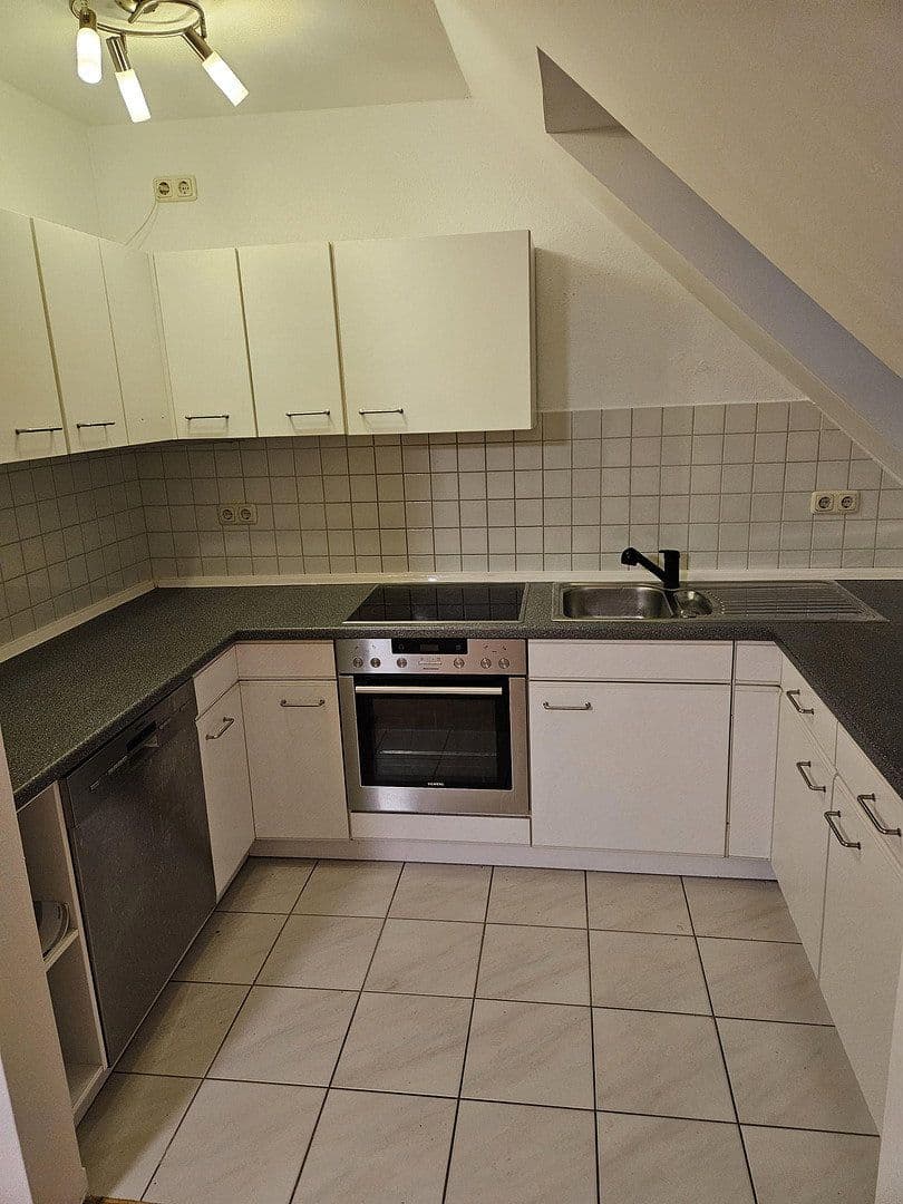 Prodej bytu 3+1 70 m², Schloßstraße 23a, Schrobenhausen - Sandizell, Bavorsko Prodej bytu 3+1 70 m², Schloßstraße 23a, Schrobenhausen - Sandizell, Bavorsko