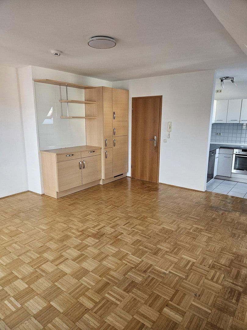 Prodej bytu 3+1 70 m², Schloßstraße 23a, Schrobenhausen - Sandizell, Bavorsko Prodej bytu 3+1 70 m², Schloßstraße 23a, Schrobenhausen - Sandizell, Bavorsko