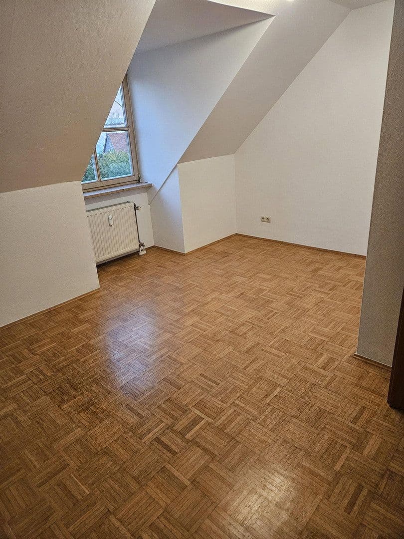 Prodej bytu 3+1 70 m², Schloßstraße 23a, Schrobenhausen - Sandizell, Bavorsko Prodej bytu 3+1 70 m², Schloßstraße 23a, Schrobenhausen - Sandizell, Bavorsko