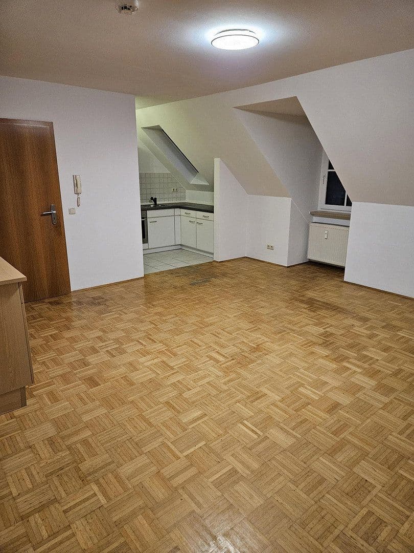 Prodej bytu 3+1 70 m², Schloßstraße 23a, Schrobenhausen - Sandizell, Bavorsko Prodej bytu 3+1 70 m², Schloßstraße 23a, Schrobenhausen - Sandizell, Bavorsko