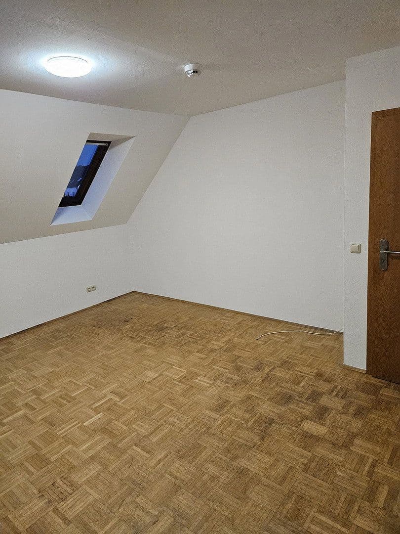 Prodej bytu 3+1 70 m², Schloßstraße 23a, Schrobenhausen - Sandizell, Bavorsko Prodej bytu 3+1 70 m², Schloßstraße 23a, Schrobenhausen - Sandizell, Bavorsko