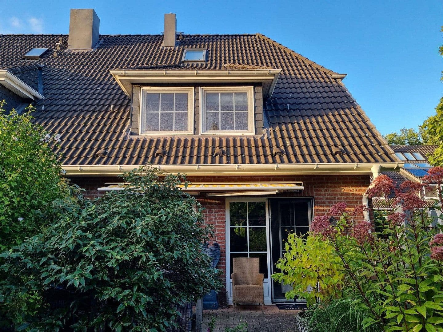 Prodej domu 117 m², pozemek 350 m², Norderstedt, Šlesvicko-Holštýnsko Prodej domu 117 m², pozemek 350 m², Norderstedt, Šlesvicko-Holštýnsko