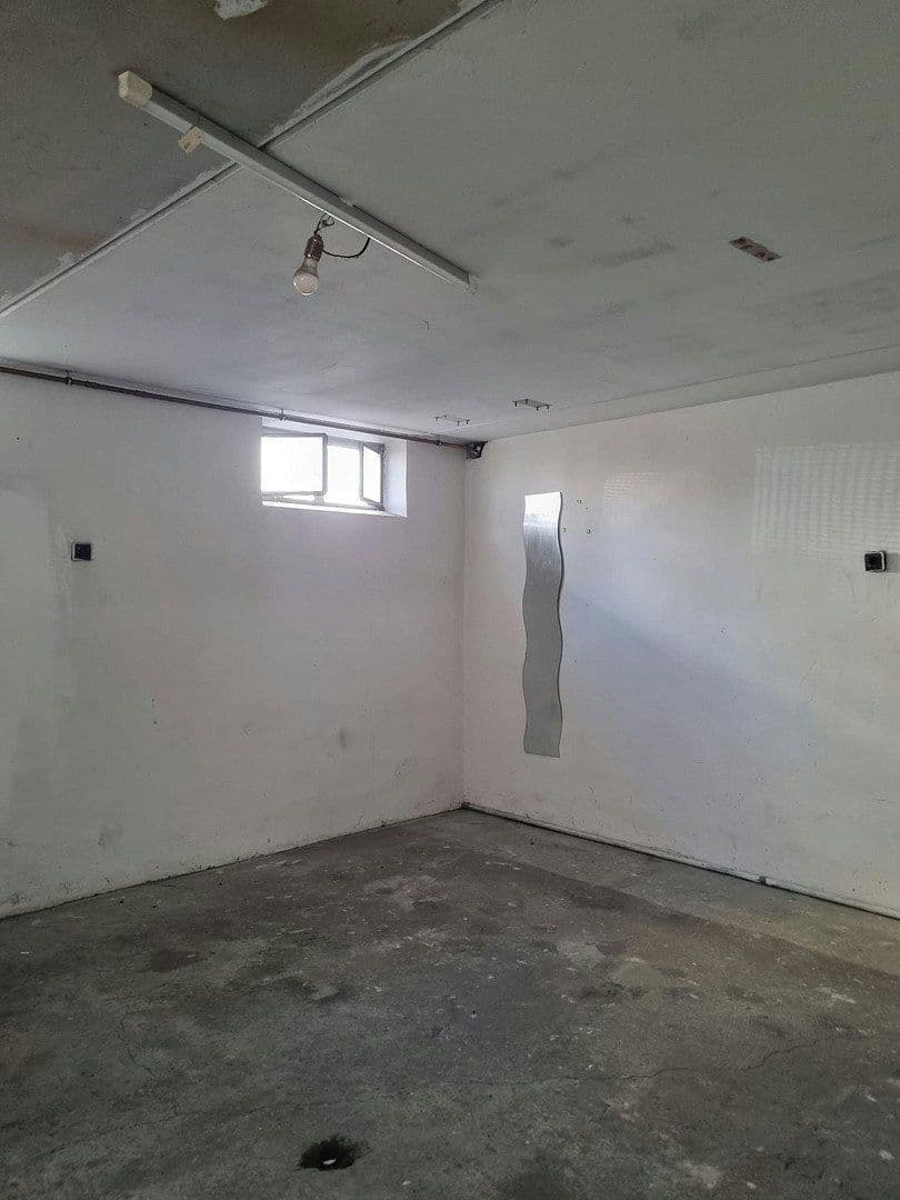 Prodej domu 187 m², pozemek 250 m², Elisabethenstraße 7, Bürstadt, Hessen Prodej domu 187 m², pozemek 250 m², Elisabethenstraße 7, Bürstadt, Hessen