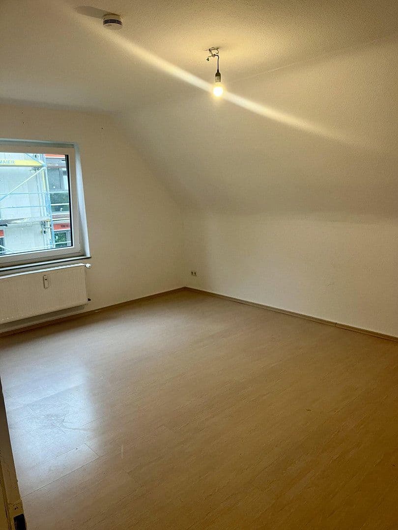 Prodej bytu 3+1 63 m², Köln, Severní Porýní-Vestfálsko Prodej bytu 3+1 63 m², Köln, Severní Porýní-Vestfálsko