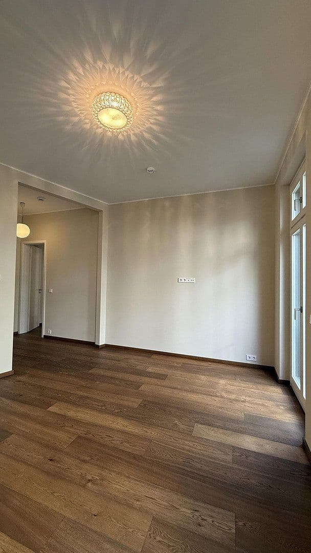 Pronájem bytu 4+1 129 m², Berlin, Berlín Pronájem bytu 4+1 129 m², Berlin, Berlín