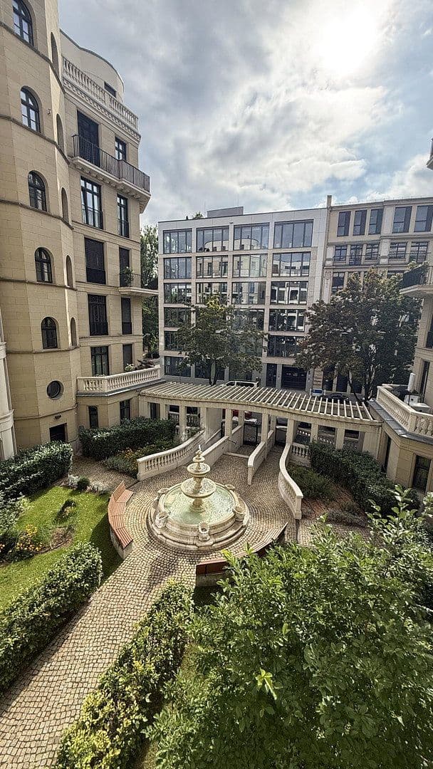 Pronájem bytu 4+1 129 m², Berlin, Berlín Pronájem bytu 4+1 129 m², Berlin, Berlín