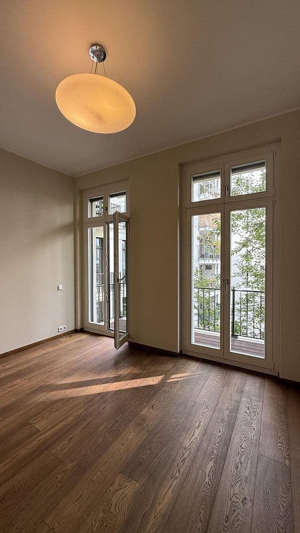 Pronájem bytu 4+1 129 m², Berlin, Berlín Pronájem bytu 4+1 129 m², Berlin, Berlín
