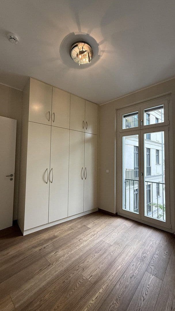 Pronájem bytu 4+1 129 m², Berlin, Berlín Pronájem bytu 4+1 129 m², Berlin, Berlín