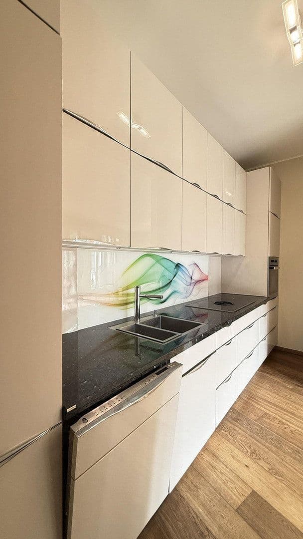 Pronájem bytu 4+1 129 m², Berlin, Berlín Pronájem bytu 4+1 129 m², Berlin, Berlín