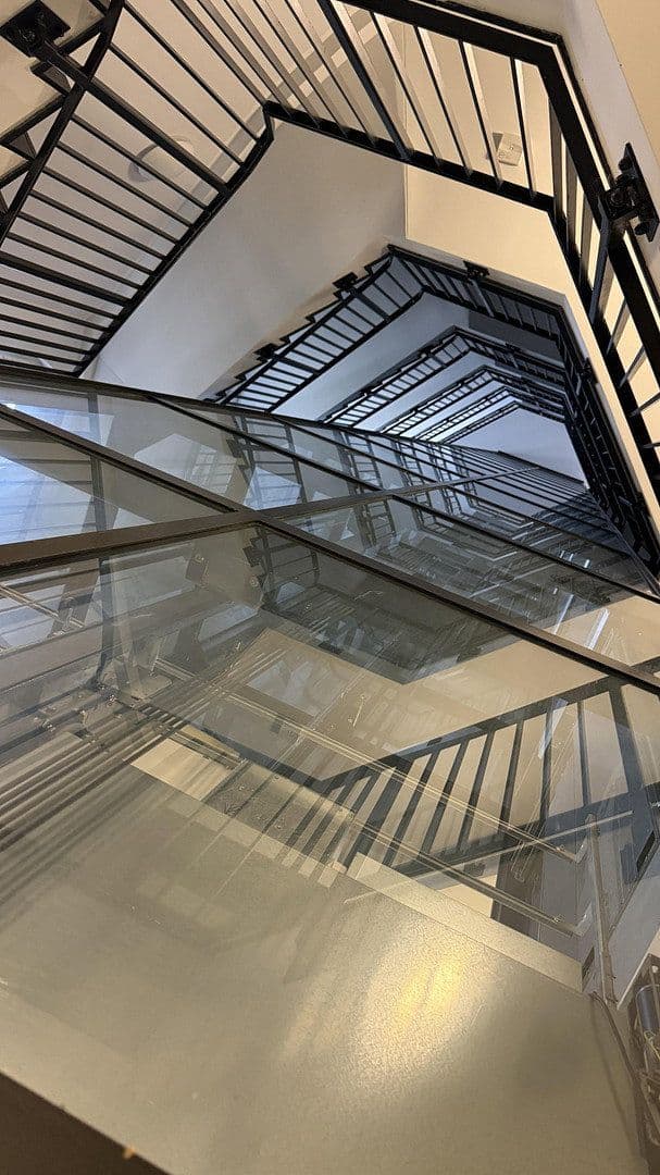 Pronájem bytu 4+1 129 m², Berlin, Berlín Pronájem bytu 4+1 129 m², Berlin, Berlín