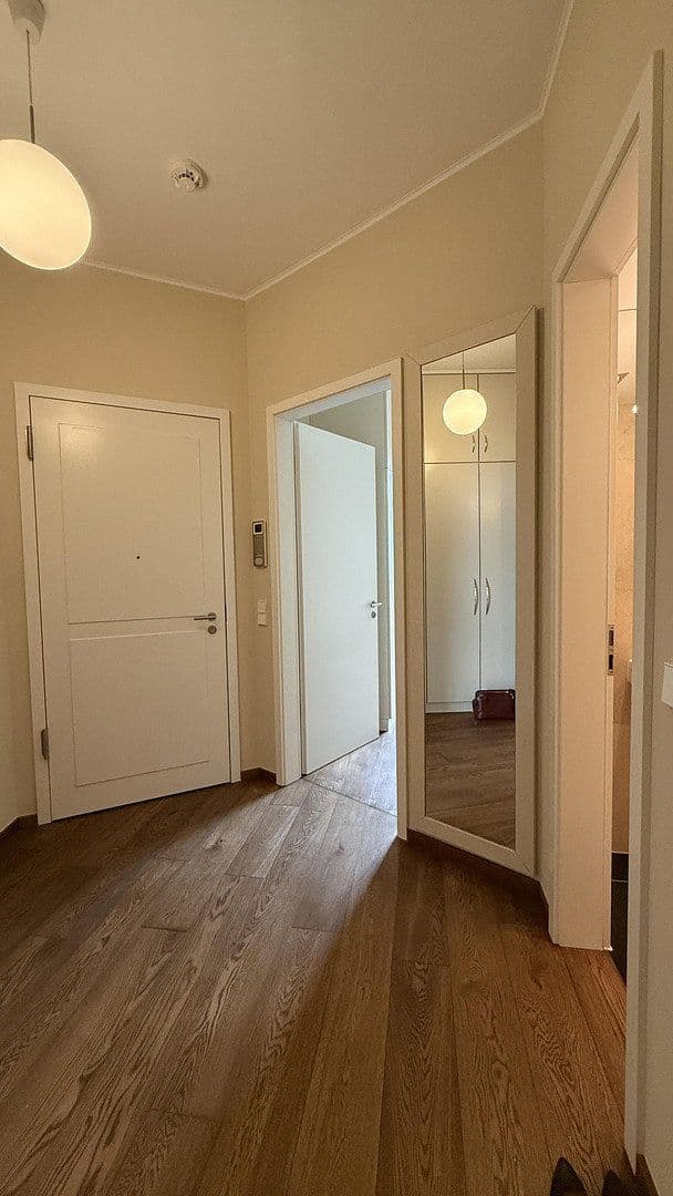 Pronájem bytu 4+1 129 m², Berlin, Berlín Pronájem bytu 4+1 129 m², Berlin, Berlín