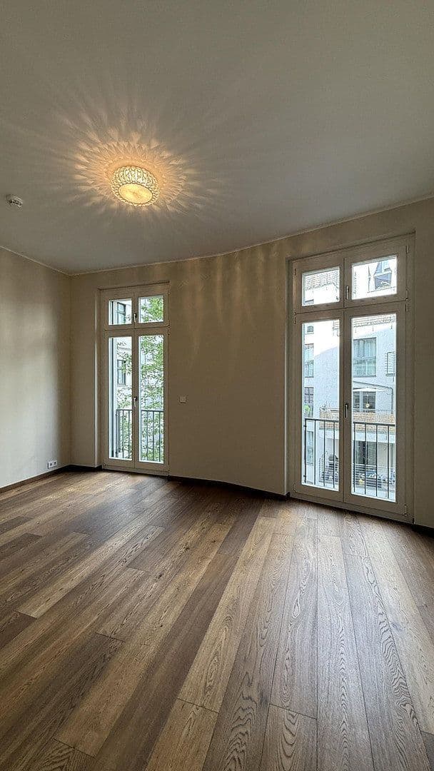 Pronájem bytu 4+1 129 m², Berlin, Berlín Pronájem bytu 4+1 129 m², Berlin, Berlín