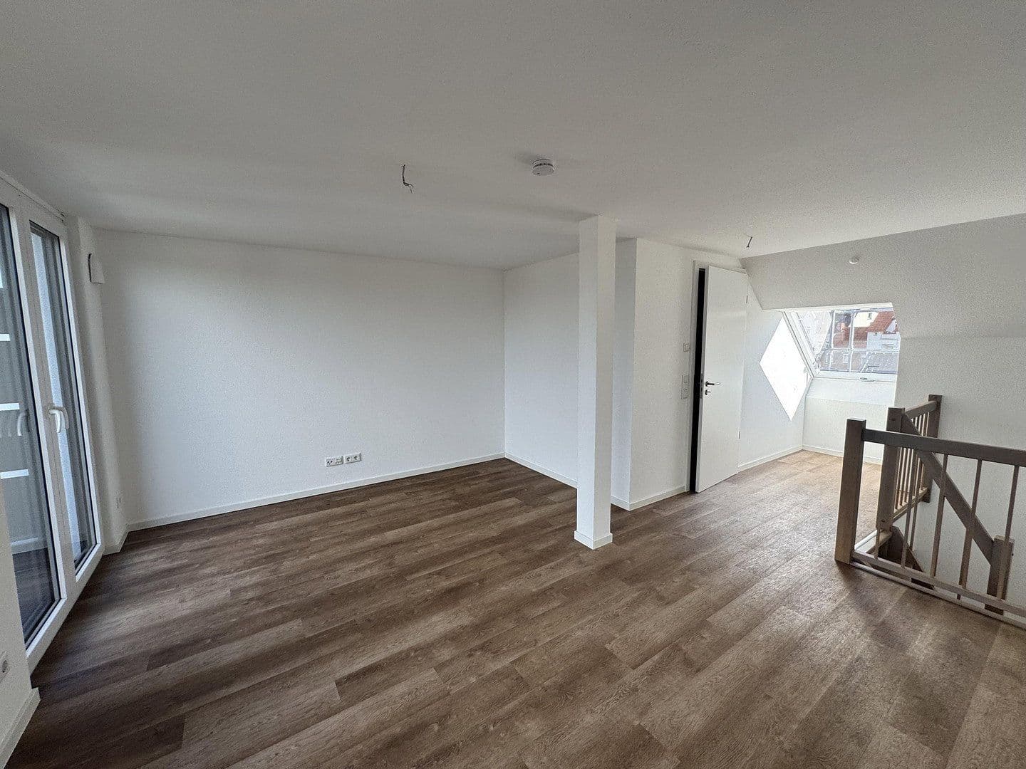 Pronájem bytu 2+kk 83 m², Bramscher Str. 61, Osnabrück, Dolní Sasko Pronájem bytu 2+kk 83 m², Bramscher Str. 61, Osnabrück, Dolní Sasko