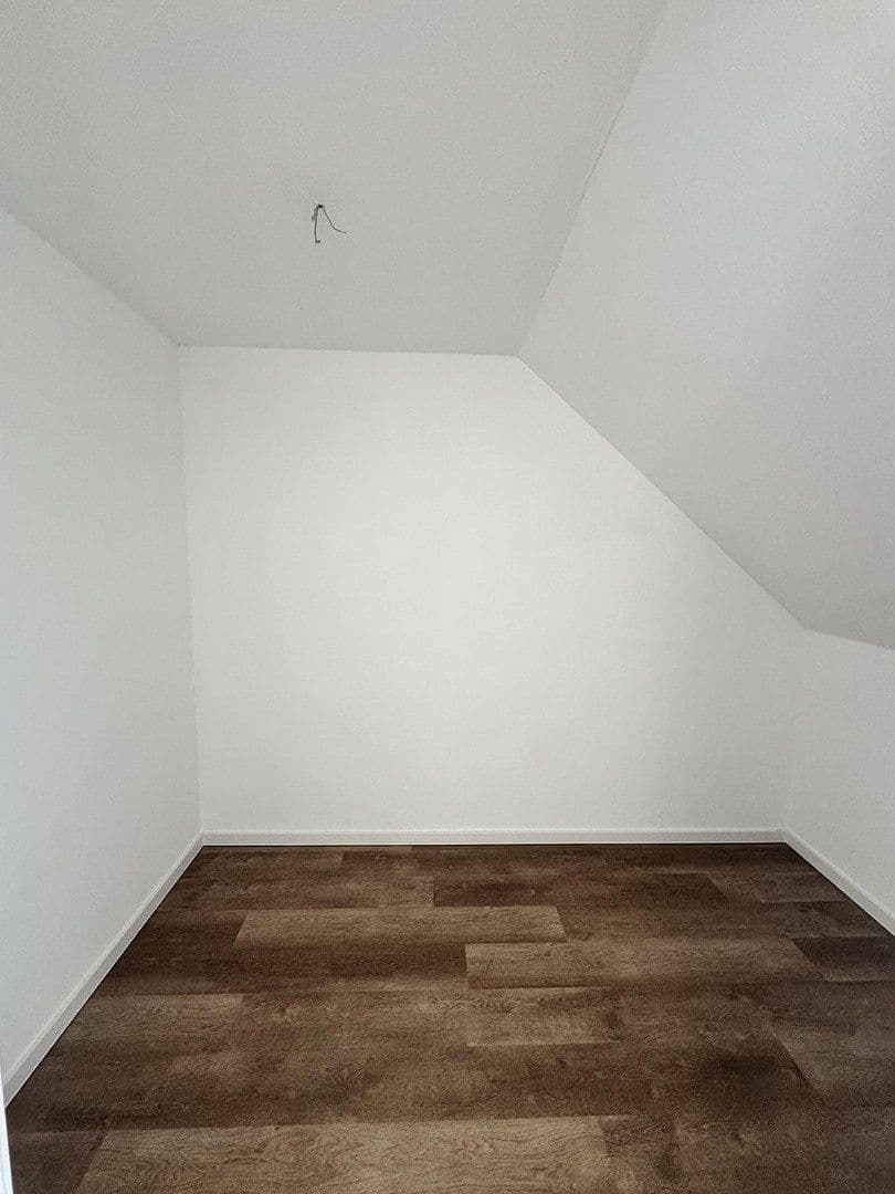Pronájem bytu 2+kk 83 m², Bramscher Str. 61, Osnabrück, Dolní Sasko Pronájem bytu 2+kk 83 m², Bramscher Str. 61, Osnabrück, Dolní Sasko
