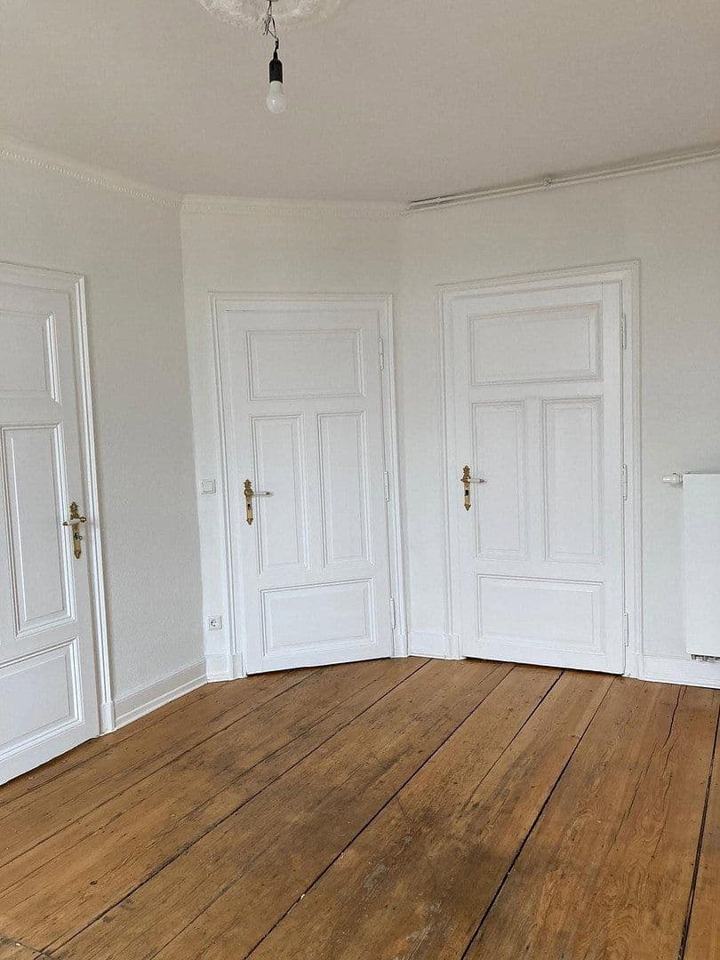 Pronájem bytu 4+1 106 m², Bismarckstraße 86, Offenbach am Main, Hessen Pronájem bytu 4+1 106 m², Bismarckstraße 86, Offenbach am Main, Hessen