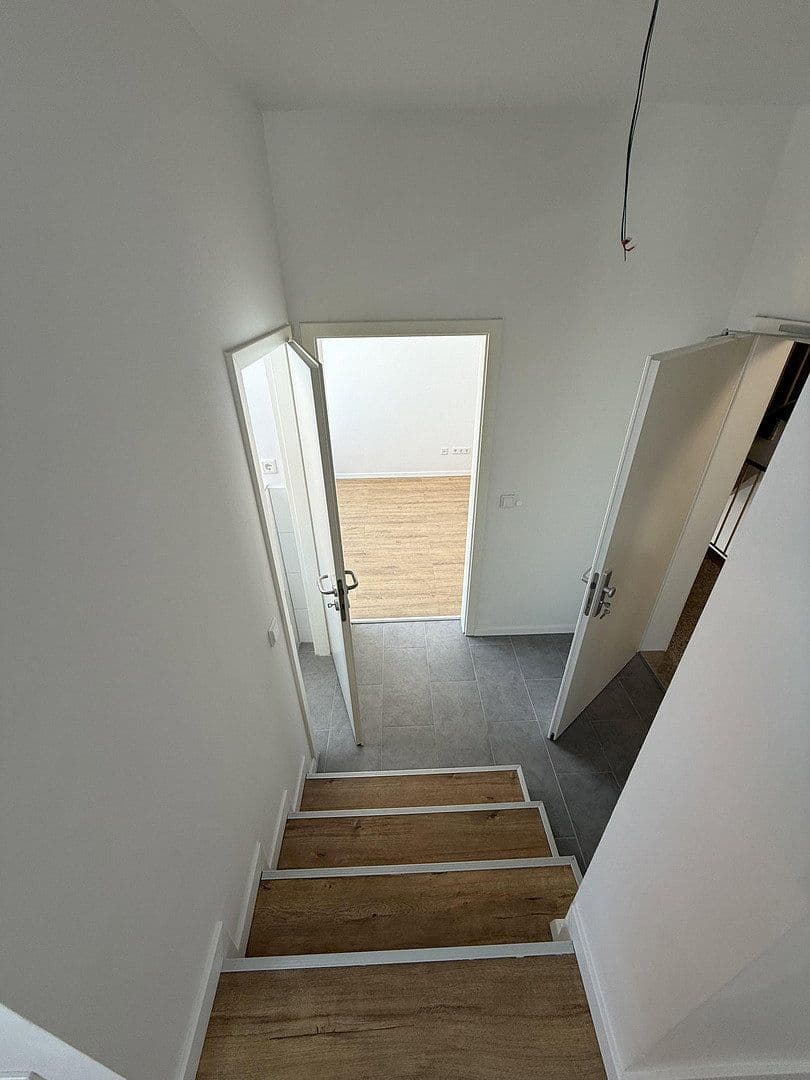 Pronájem bytu 4+1 78 m², Hermannstraße, Lauf an der Pegnitz, Bavorsko Pronájem bytu 4+1 78 m², Hermannstraße, Lauf an der Pegnitz, Bavorsko
