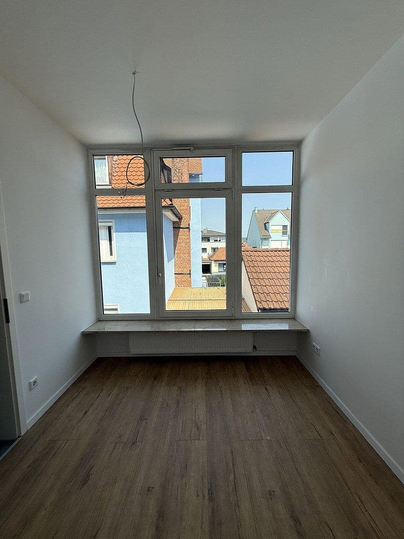 Pronájem bytu 4+1 78 m², Hermannstraße, Lauf an der Pegnitz, Bavorsko Pronájem bytu 4+1 78 m², Hermannstraße, Lauf an der Pegnitz, Bavorsko