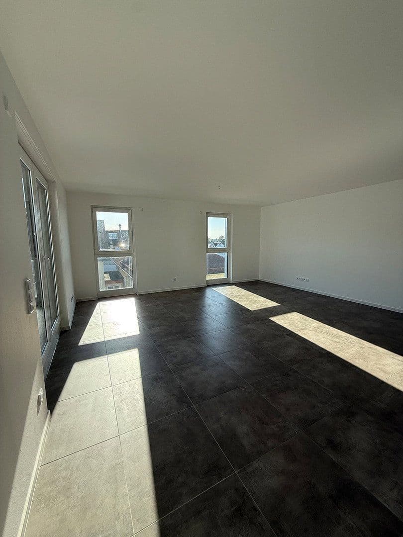Pronájem bytu 5+1 134 m², Stadelmannstraße 31, Erlensee, Hessen Pronájem bytu 5+1 134 m², Stadelmannstraße 31, Erlensee, Hessen