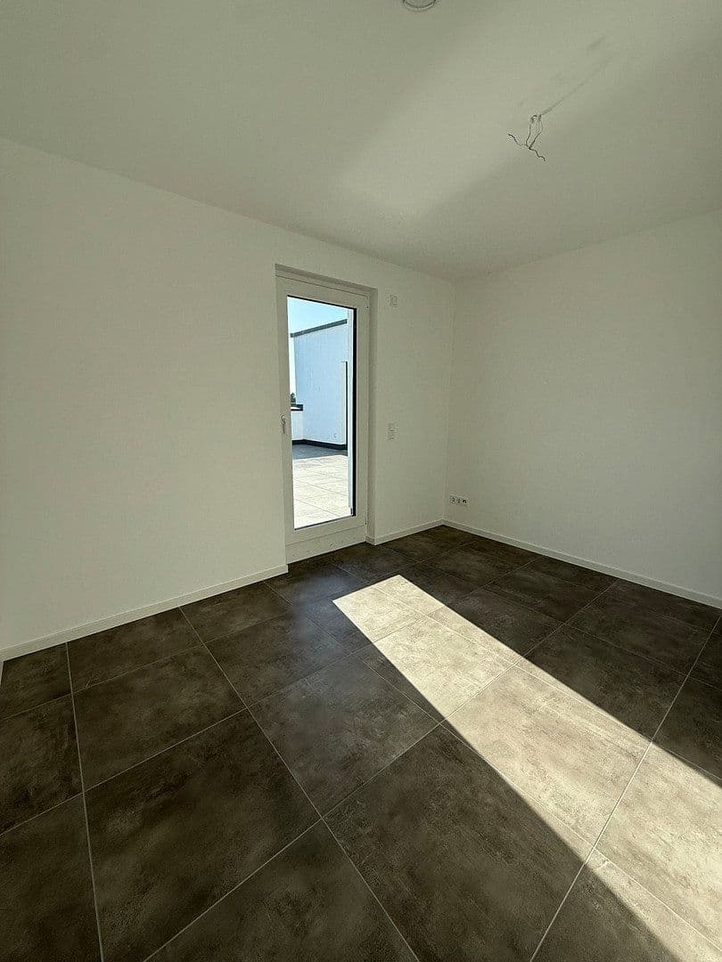 Pronájem bytu 5+1 134 m², Stadelmannstraße 31, Erlensee, Hessen Pronájem bytu 5+1 134 m², Stadelmannstraße 31, Erlensee, Hessen