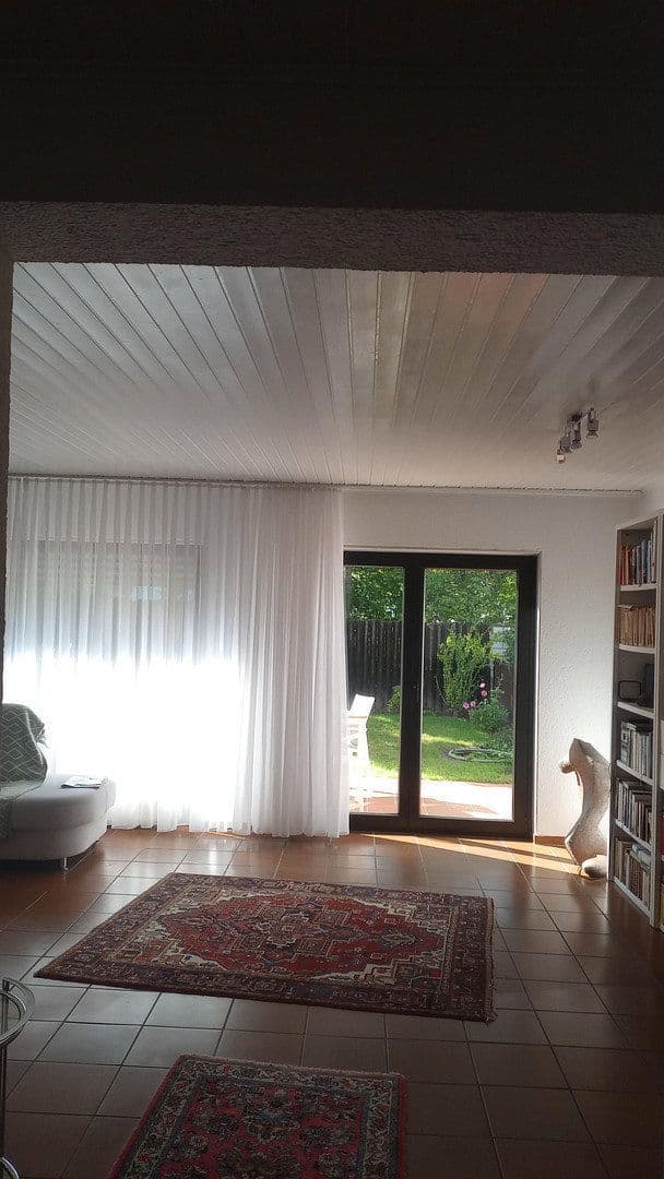 Prodej domu 117 m², pozemek 195 m², Am Felsenkeller 13, Griesheim, Hessen Prodej domu 117 m², pozemek 195 m², Am Felsenkeller 13, Griesheim, Hessen
