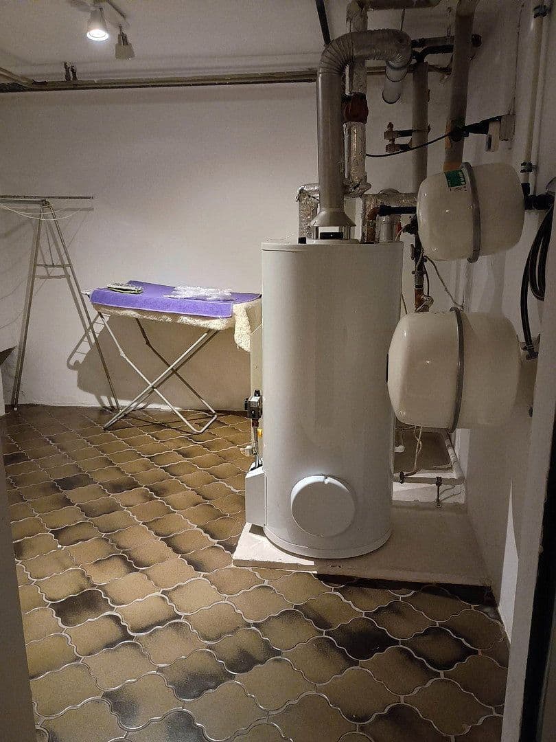 Prodej domu 117 m², pozemek 195 m², Am Felsenkeller 13, Griesheim, Hessen Prodej domu 117 m², pozemek 195 m², Am Felsenkeller 13, Griesheim, Hessen
