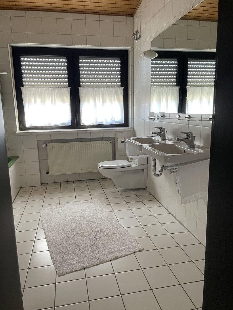 Prodej domu 117 m², pozemek 195 m², Am Felsenkeller 13, Griesheim, Hessen Prodej domu 117 m², pozemek 195 m², Am Felsenkeller 13, Griesheim, Hessen