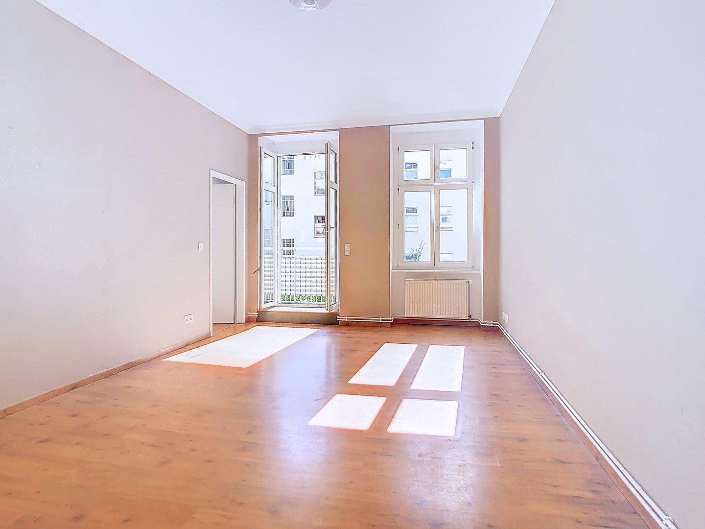 Prodej bytu 1+1 39 m², Berlin, Berlín Prodej bytu 1+1 39 m², Berlin, Berlín