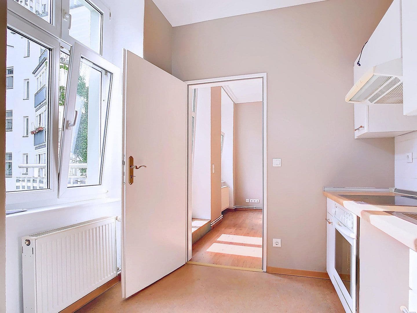 Prodej bytu 1+1 39 m², Berlin, Berlín Prodej bytu 1+1 39 m², Berlin, Berlín