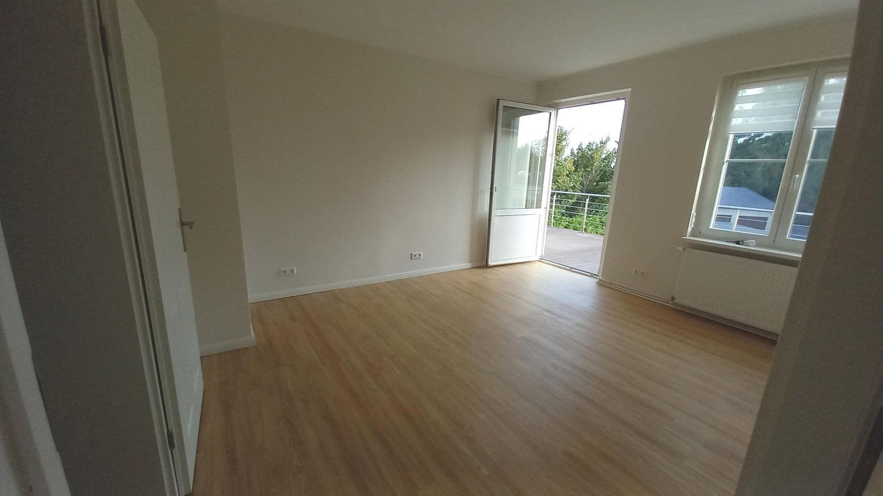 Pronájem bytu 4+1 99 m², Glindower Chausseestr. 145, Werder (Havel), Braniborsko Pronájem bytu 4+1 99 m², Glindower Chausseestr. 145, Werder (Havel), Braniborsko
