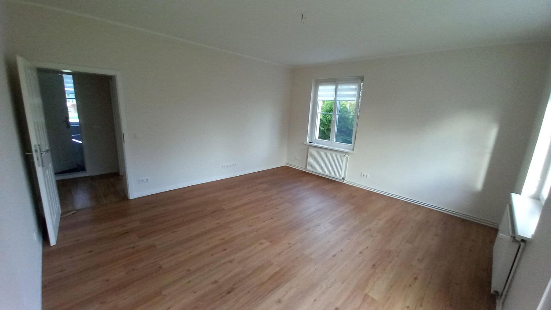 Pronájem bytu 4+1 99 m², Glindower Chausseestr. 145, Werder (Havel), Braniborsko Pronájem bytu 4+1 99 m², Glindower Chausseestr. 145, Werder (Havel), Braniborsko