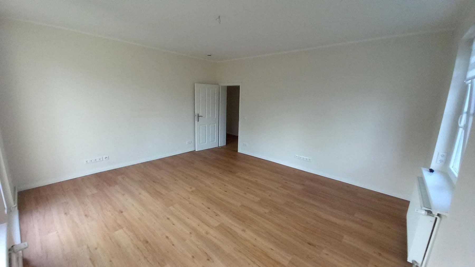 Pronájem bytu 4+1 99 m², Glindower Chausseestr. 145, Werder (Havel), Braniborsko Pronájem bytu 4+1 99 m², Glindower Chausseestr. 145, Werder (Havel), Braniborsko
