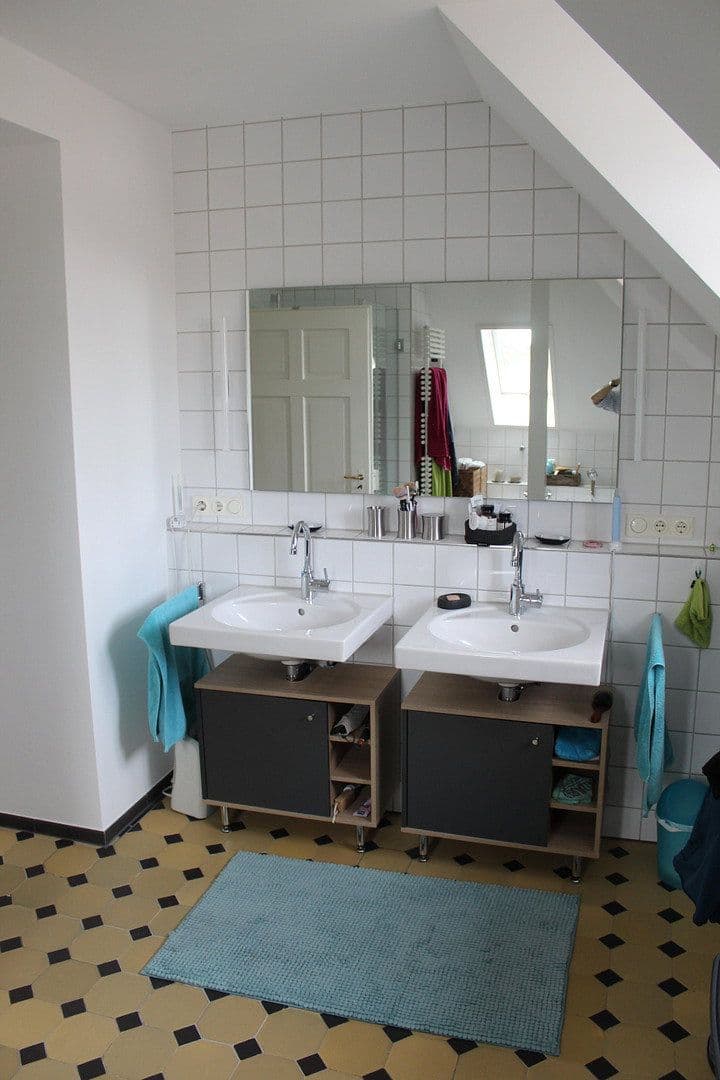 Pronájem bytu 3+kk 91 m², Kirchentellinsfurt, Bádensko-Württembersko Pronájem bytu 3+kk 91 m², Kirchentellinsfurt, Bádensko-Württembersko