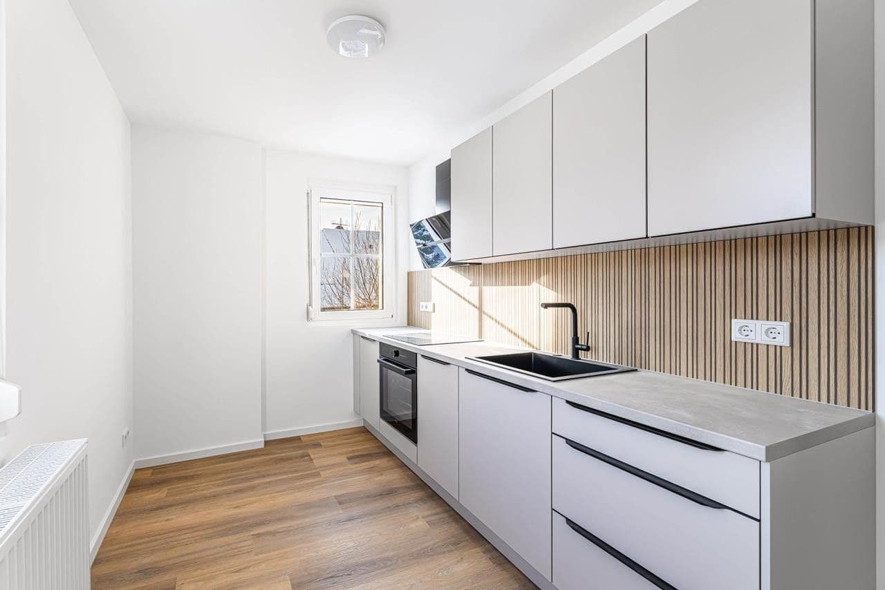 Pronájem bytu 2+1 49 m², Moritzbergstraße 32, Nürnberg, Bavorsko Pronájem bytu 2+1 49 m², Moritzbergstraße 32, Nürnberg, Bavorsko