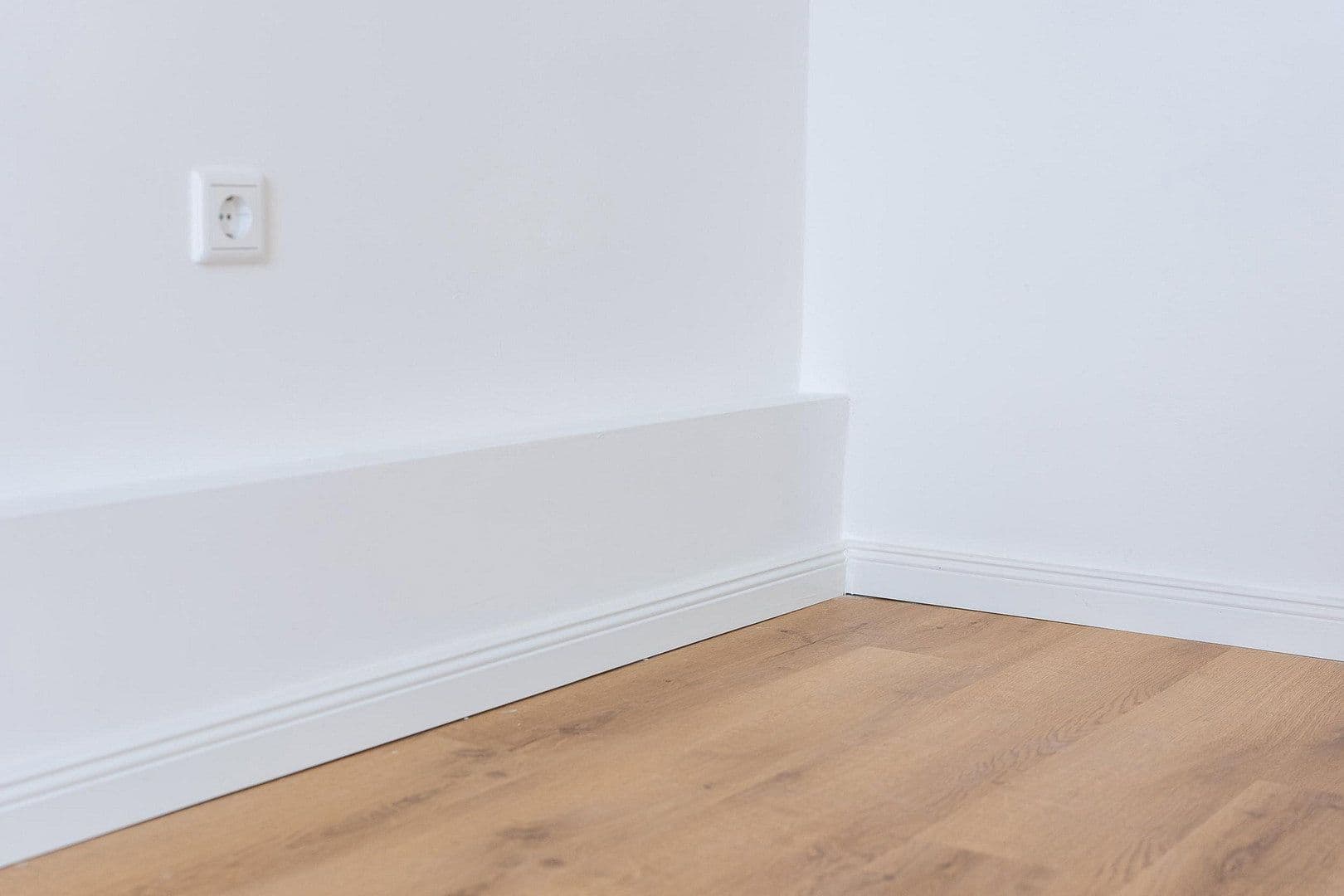 Pronájem bytu 3+1 71 m², Jungstraße 10, Wuppertal, Severní Porýní-Vestfálsko Pronájem bytu 3+1 71 m², Jungstraße 10, Wuppertal, Severní Porýní-Vestfálsko