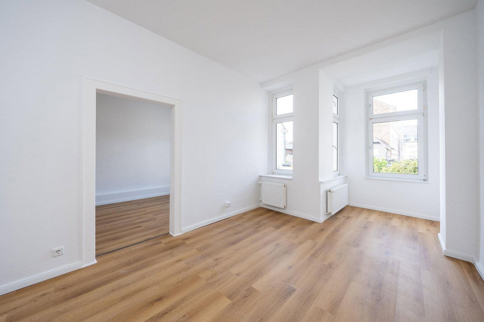 Pronájem bytu 3+1 71 m², Jungstraße 10, Wuppertal, Severní Porýní-Vestfálsko Pronájem bytu 3+1 71 m², Jungstraße 10, Wuppertal, Severní Porýní-Vestfálsko