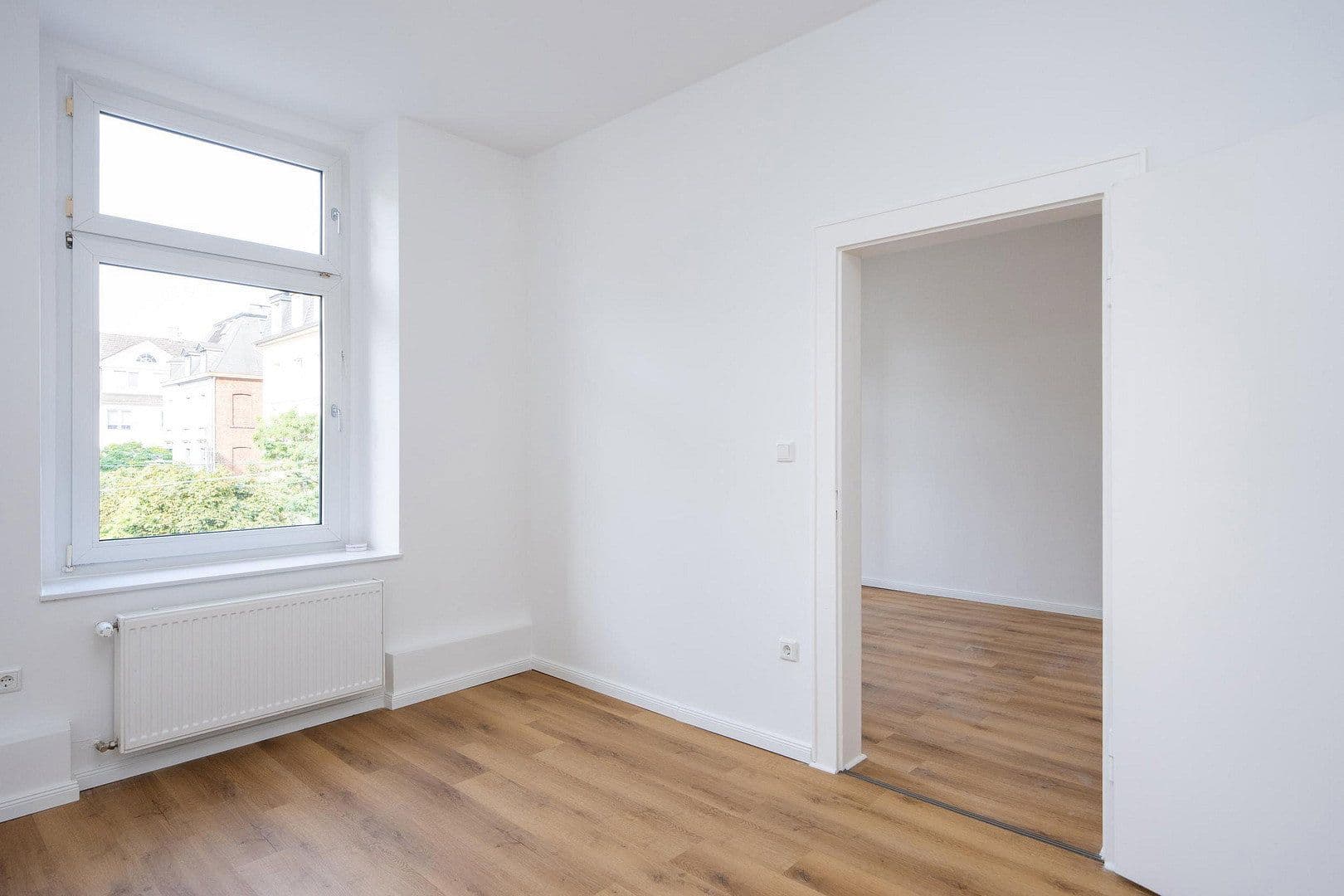 Pronájem bytu 3+1 71 m², Jungstraße 10, Wuppertal, Severní Porýní-Vestfálsko Pronájem bytu 3+1 71 m², Jungstraße 10, Wuppertal, Severní Porýní-Vestfálsko
