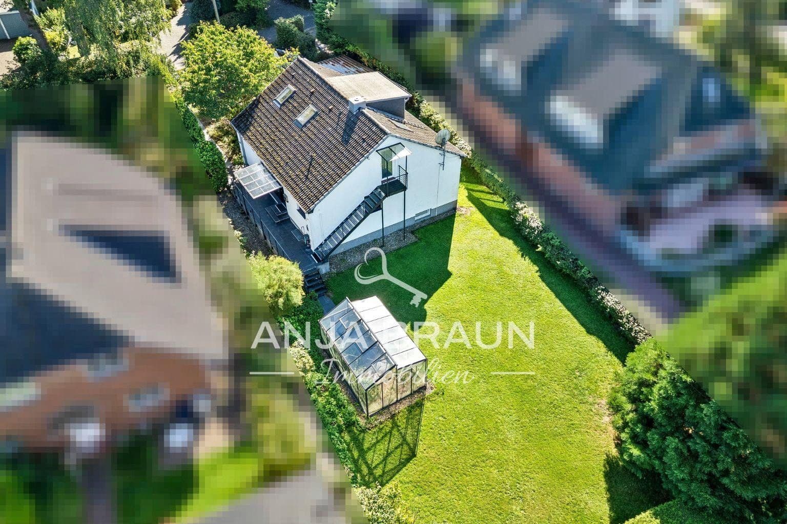 Prodej domu 105 m², pozemek 847 m², Hamburg, Hamburg Prodej domu 105 m², pozemek 847 m², Hamburg, Hamburg