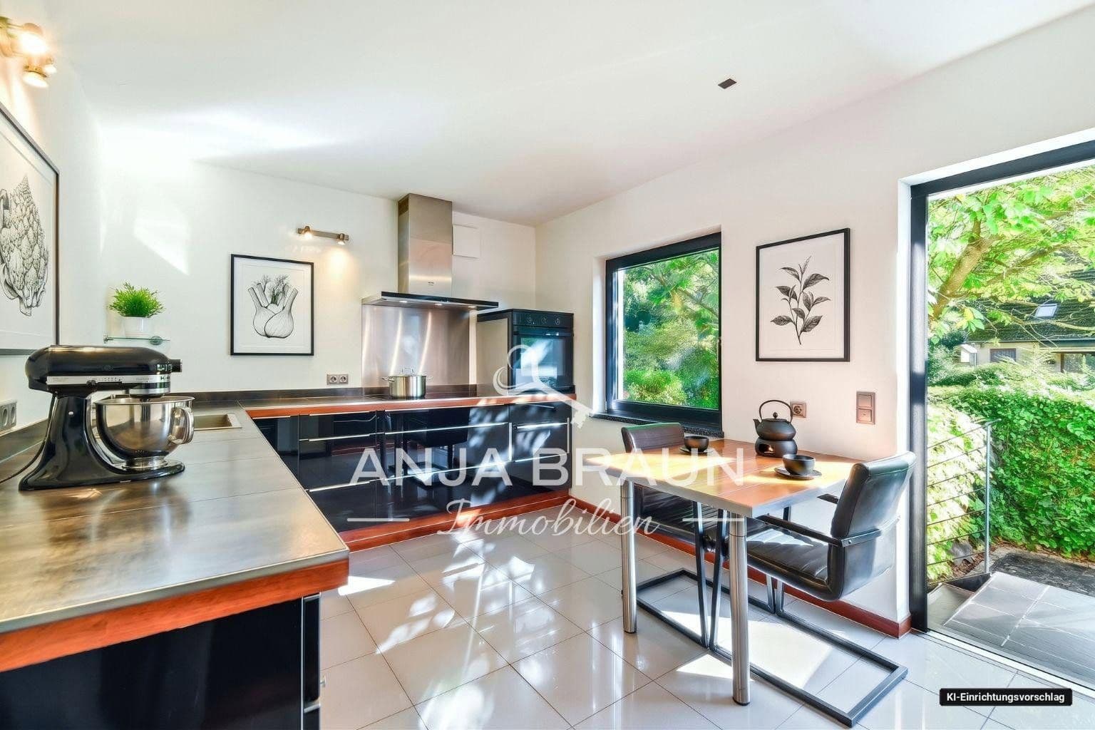 Prodej domu 105 m², pozemek 847 m², Hamburg, Hamburg Prodej domu 105 m², pozemek 847 m², Hamburg, Hamburg