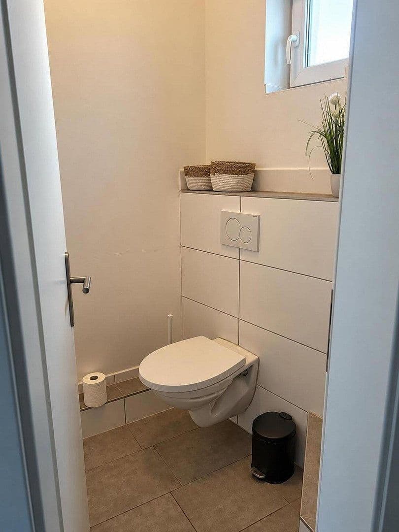 Pronájem bytu 5+1 89 m², Heusenstamm, Hessen Pronájem bytu 5+1 89 m², Heusenstamm, Hessen