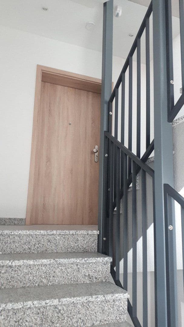 Prodej domu 177 m², pozemek 600 m², In den Birken 13, Oberotterbach, Porýní-Falc Prodej domu 177 m², pozemek 600 m², In den Birken 13, Oberotterbach, Porýní-Falc