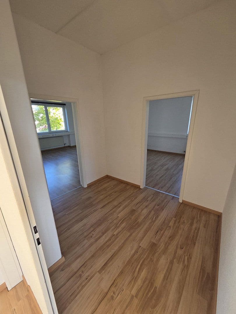 Pronájem kanceláře 187 m², Würzburg, Bavorsko Pronájem kanceláře 187 m², Würzburg, Bavorsko