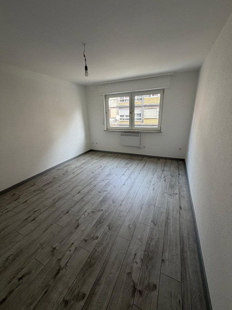 Pronájem bytu 2+1 64 m², Mannheim, Bádensko-Württembersko Pronájem bytu 2+1 64 m², Mannheim, Bádensko-Württembersko