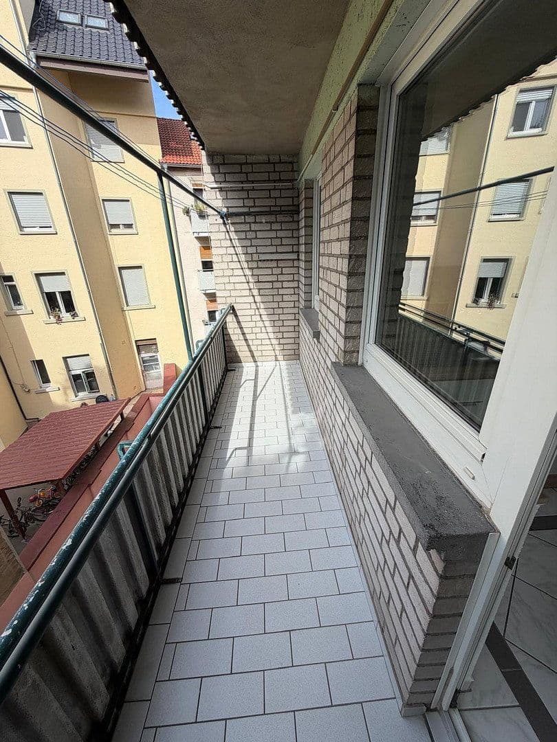 Pronájem bytu 2+1 64 m², Mannheim, Bádensko-Württembersko Pronájem bytu 2+1 64 m², Mannheim, Bádensko-Württembersko