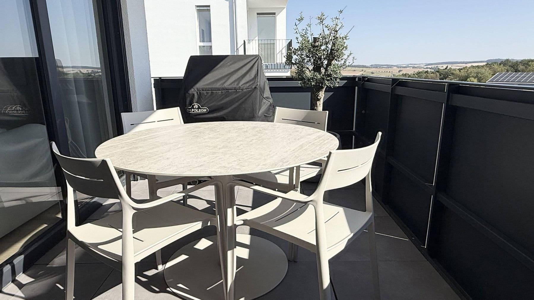 Pronájem bytu 3+kk 86 m², Möckmühl, Bádensko-Württembersko Pronájem bytu 3+kk 86 m², Möckmühl, Bádensko-Württembersko