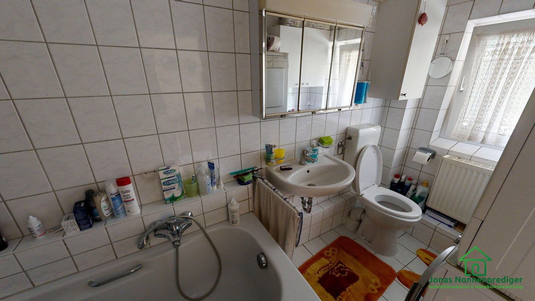 Prodej domu 135 m², pozemek 2.847 m², Trebbower Straße 8, Schwerin, Mecklenburg-Vorpommern Prodej domu 135 m², pozemek 2.847 m², Trebbower Straße 8, Schwerin, Mecklenburg-Vorpommern